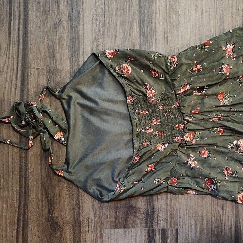 Floral Jumpsuit - Picture 3 of 4